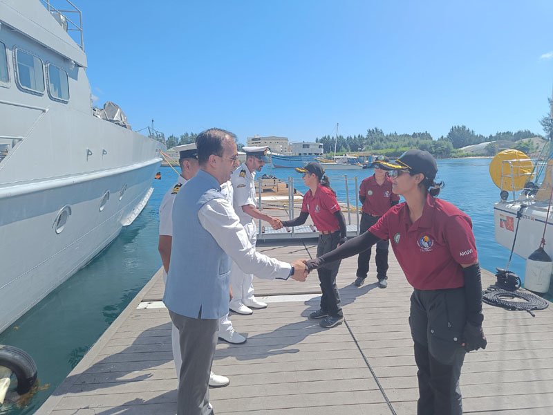 Visits by IOS SAGAR and IASV TRIVENI to Port Victoria.