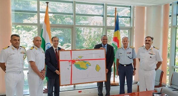 Delegation from National Hydrographic Office of India visits Seychelles.